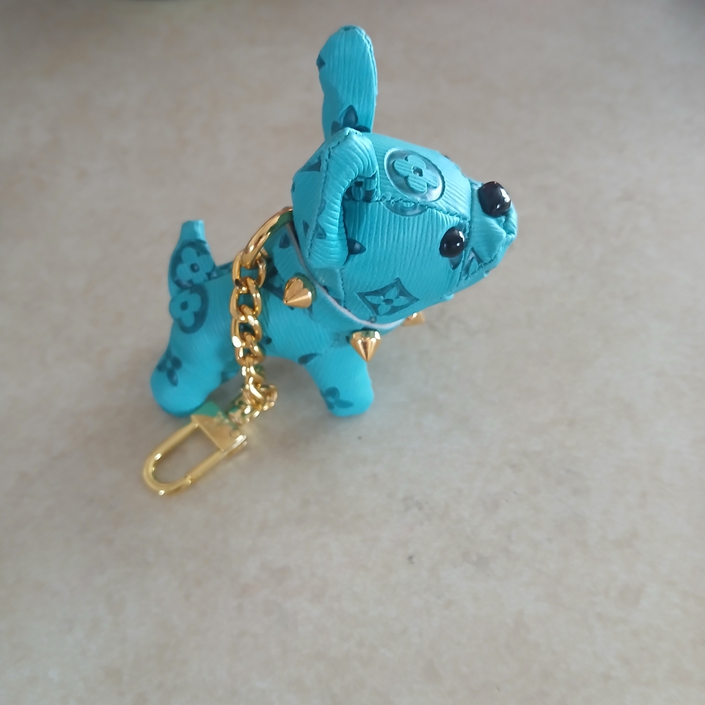 Chic Teal Dog Keychain with Gold Details